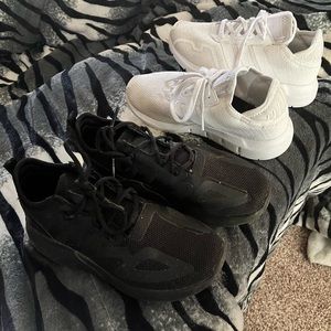 White and black adidas’s sneakers  Youth // Kids size 1